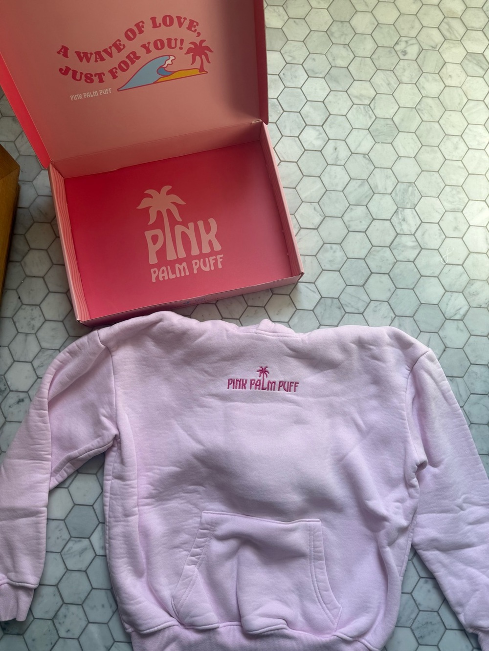 Pink Palm Puff Women's Light Pink Pullover Hoodie